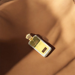 ماكساه للعطور فيلفت100 مل – عطر ناعم وكريمي يجمع بين رقة الفانيليا والبودرة وغنى العنبر والعود والمسك، يمنح شعورًا عميقًا بالراح
